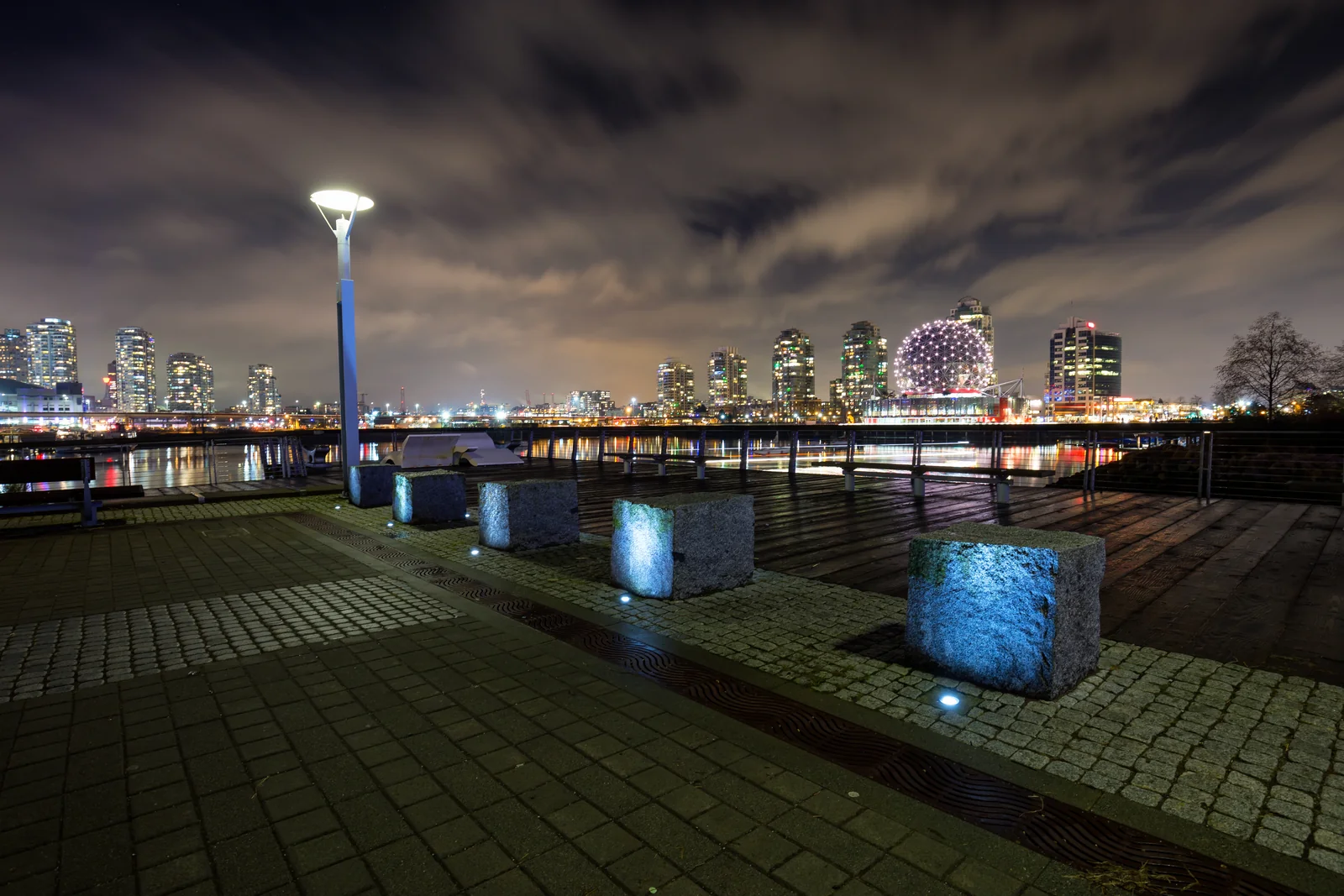 night-scene-in-downtown-vancouver-2026-09-24-08-11-03-utc