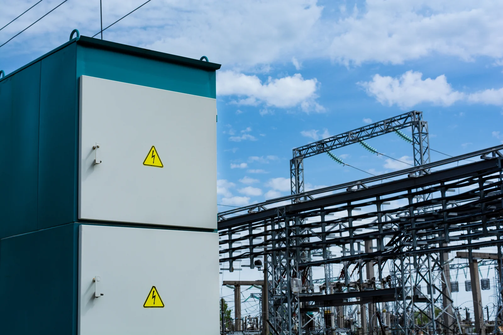 power-substation-under-a-blue-sky-with-clouds-2026-09-23-05-52-00-utc